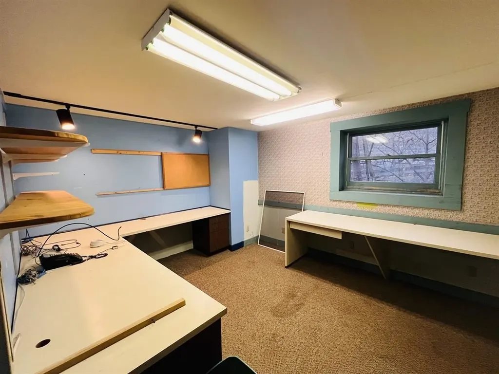 234 Elliot Street Brattleboro VT 05301