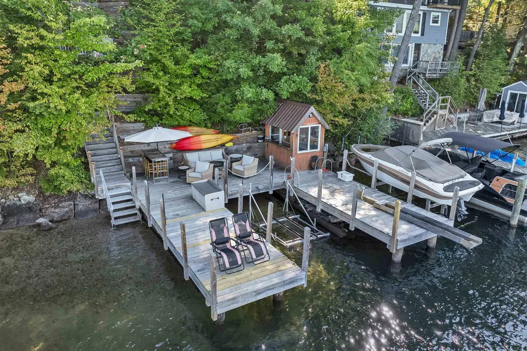 25 Georges Road Alton NH 03810