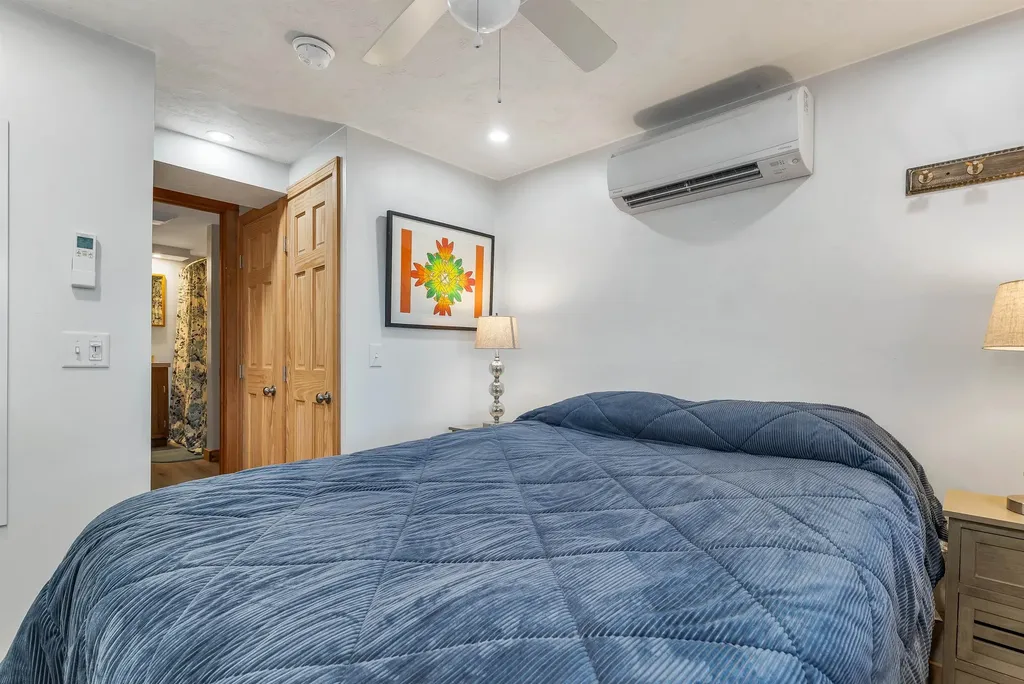 25 Georges Road Alton NH 03810