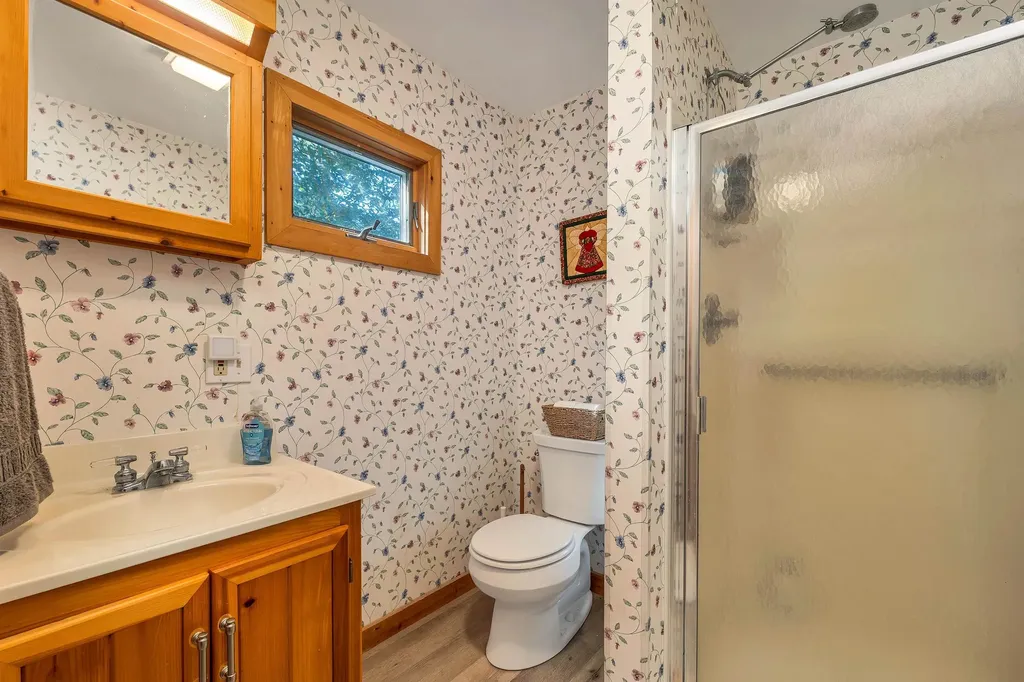 25 Georges Road Alton NH 03810