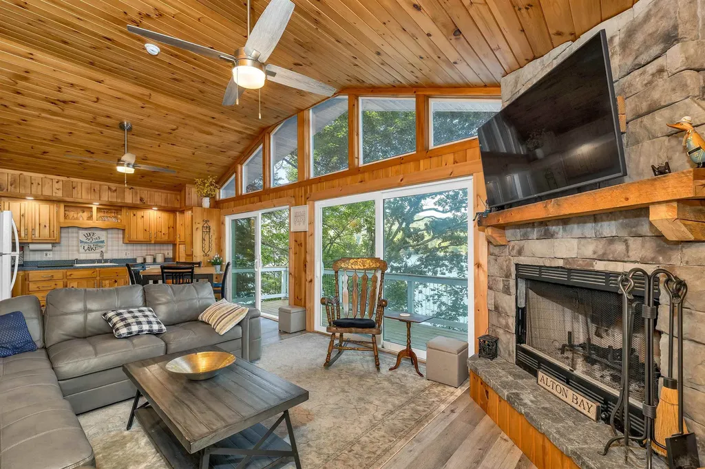 25 Georges Road Alton NH 03810