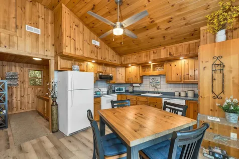 25 Georges Road Alton NH 03810