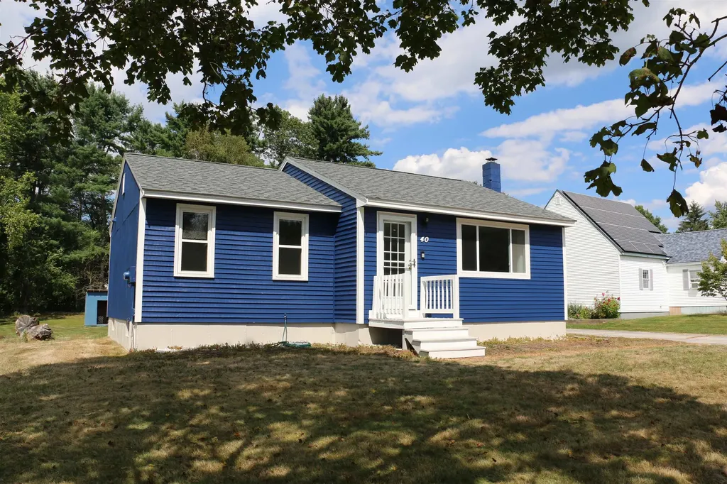 40 Donna Drive Pembroke NH 03275