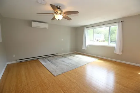 40 Donna Drive Pembroke NH 03275