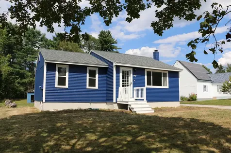 40 Donna Drive Pembroke NH 03275