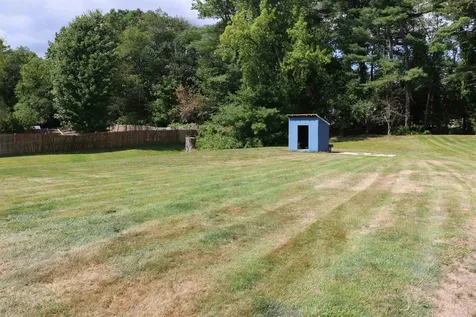 40 Donna Drive Pembroke NH 03275