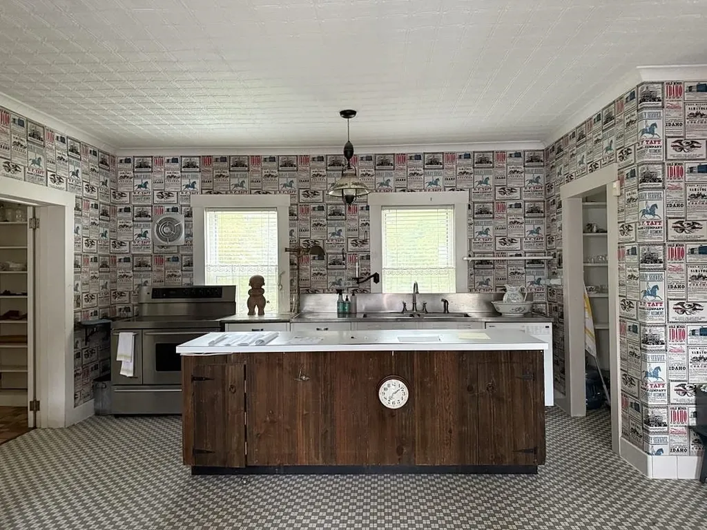 115 Bethel Mountain Road Rochester VT 05767