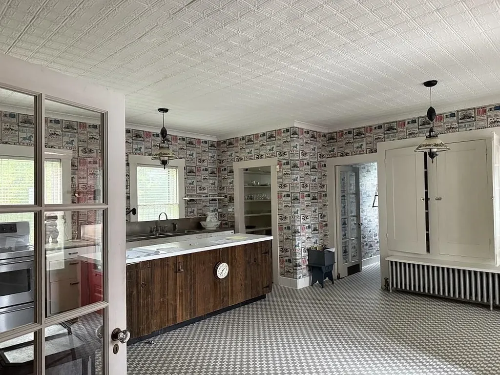 115 Bethel Mountain Road Rochester VT 05767