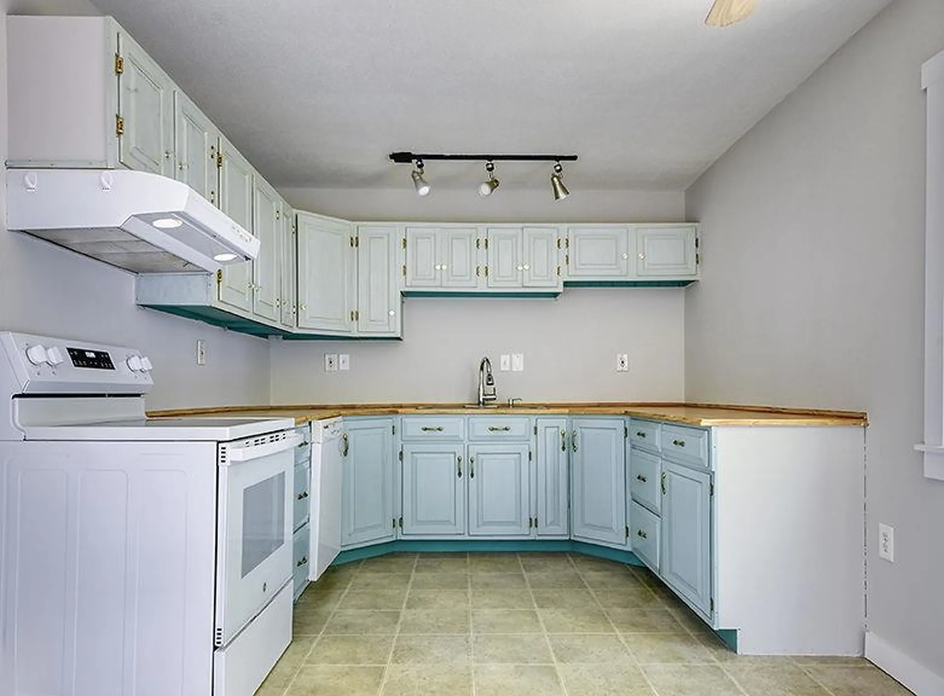 69 Liberty Lane Keene NH 03431