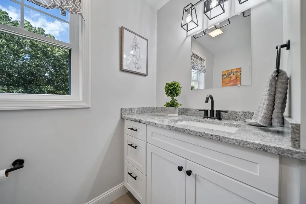 17B Page Road Kingston NH 03848