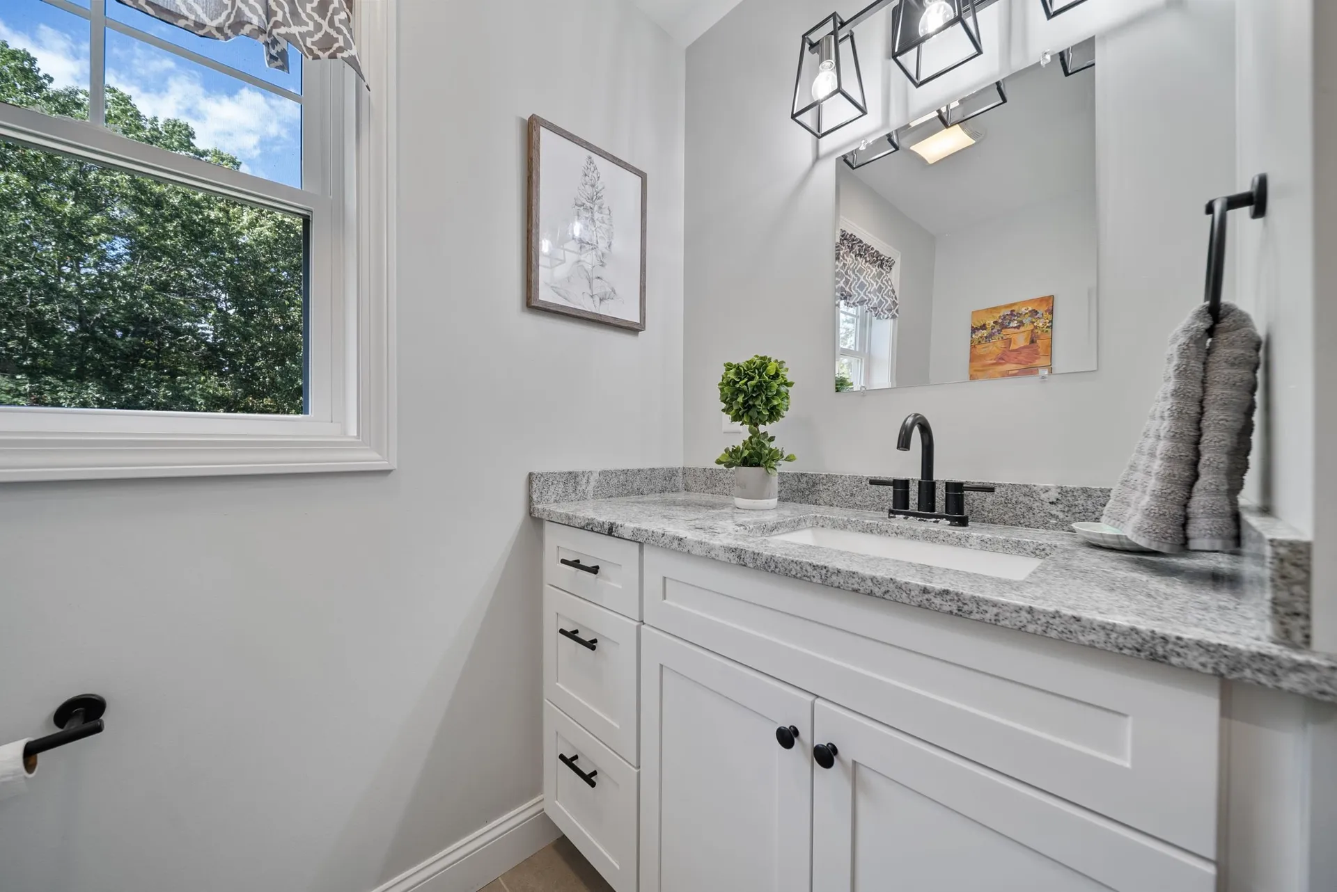 17B Page Road Kingston NH 03848