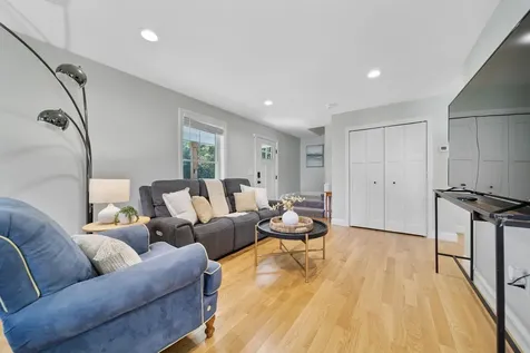 17B Page Road Kingston NH 03848