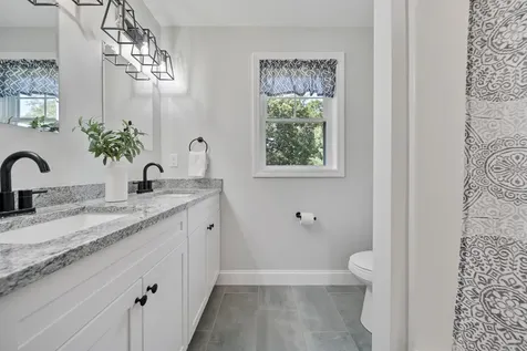 17B Page Road Kingston NH 03848