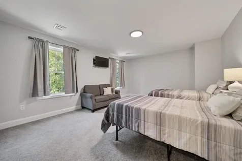 17B Page Road Kingston NH 03848