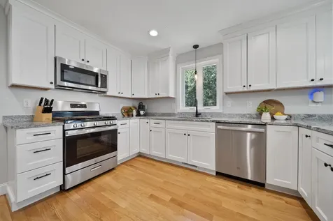 17B Page Road Kingston NH 03848