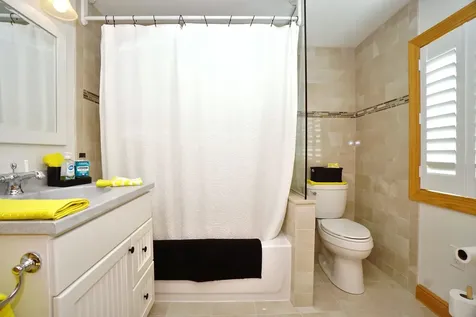 117C Chases Grove Road Derry NH 03038