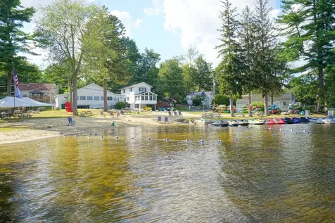 117C Chases Grove Road Derry NH 03038