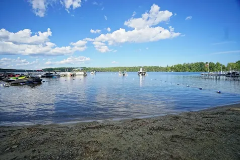 117C Chases Grove Road Derry NH 03038