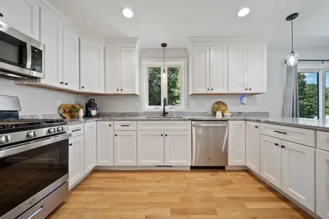 17A & B Page Road Kingston NH 03848