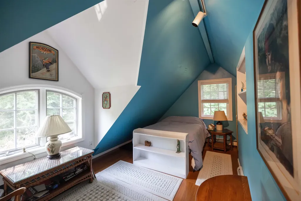 1189 Cole Pond Road Jamaica VT 05343