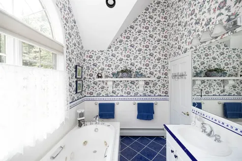 1189 Cole Pond Road Jamaica VT 05343