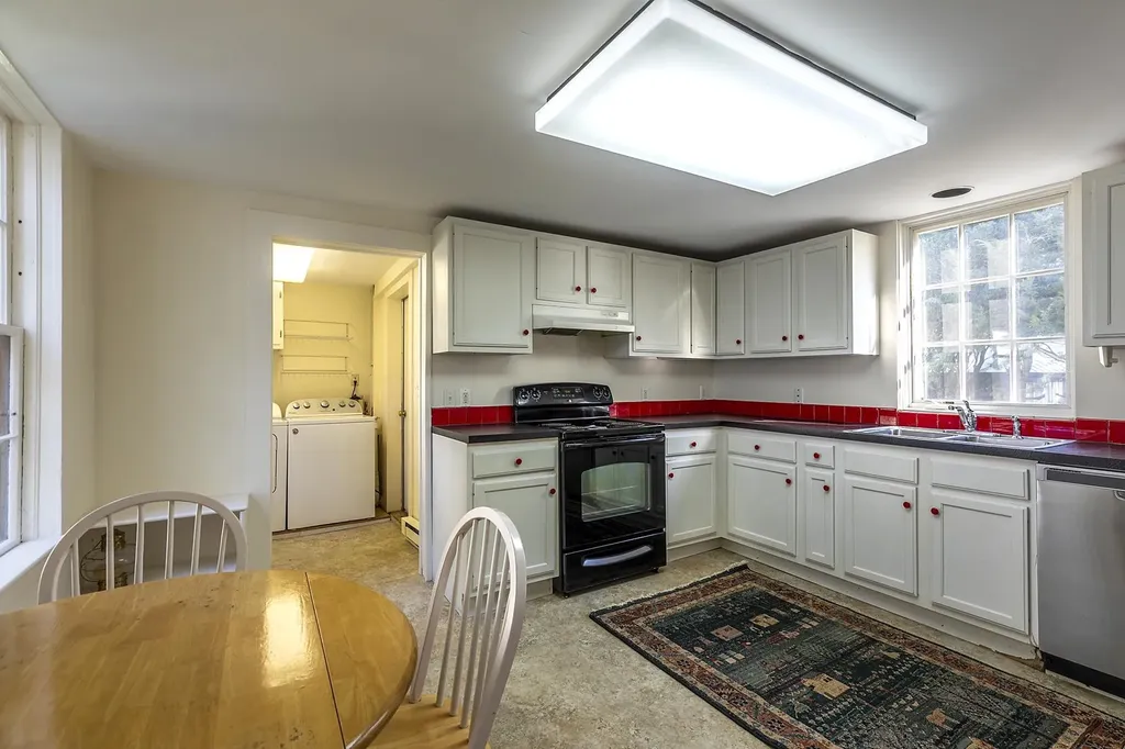 35 Mountain Avenue Woodstock VT 05091