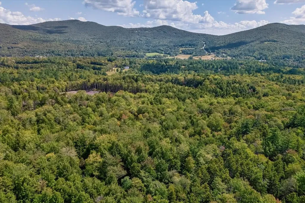 00 Parker Lane Weston VT 05161