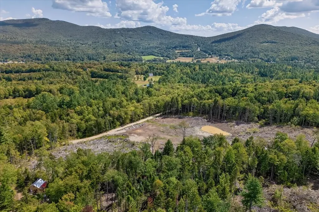 00 Parker Lane Weston VT 05161