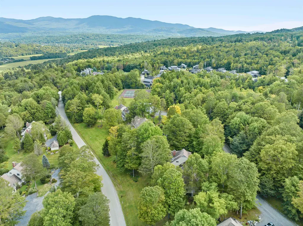 1171 Brook Road Stowe VT 05672
