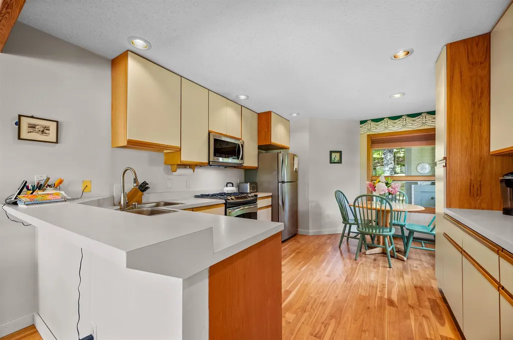 1171 Brook Road Stowe VT 05672