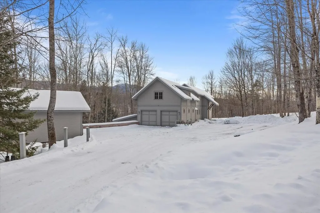 961 Little River Farm Road Stowe VT 05672