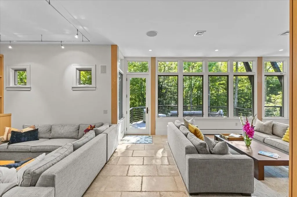 961 Little River Farm Road Stowe VT 05672