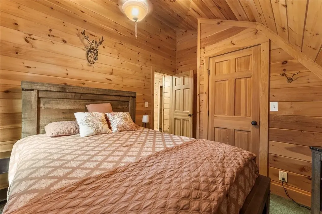 96 Old Coach Road Killington VT 05751