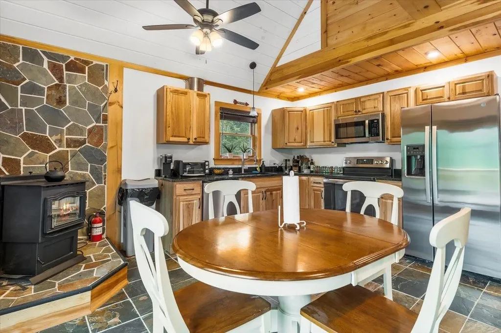 96 Old Coach Road Killington VT 05751