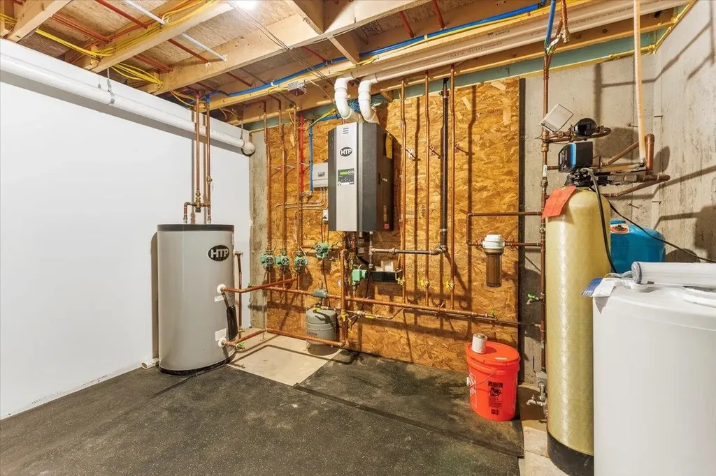 96 Old Coach Road Killington VT 05751