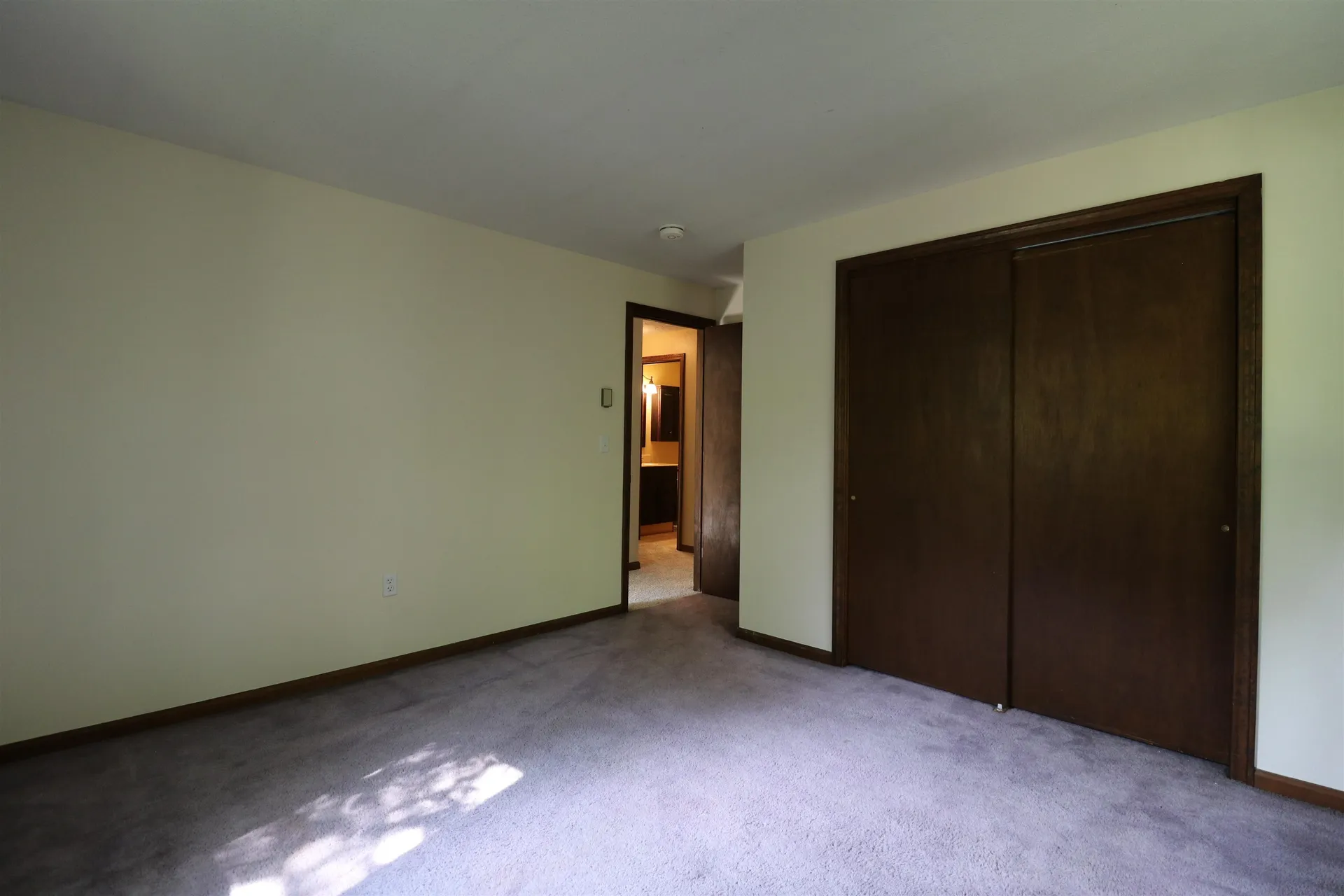 28 Manchester Drive Lebanon NH 03766-2115