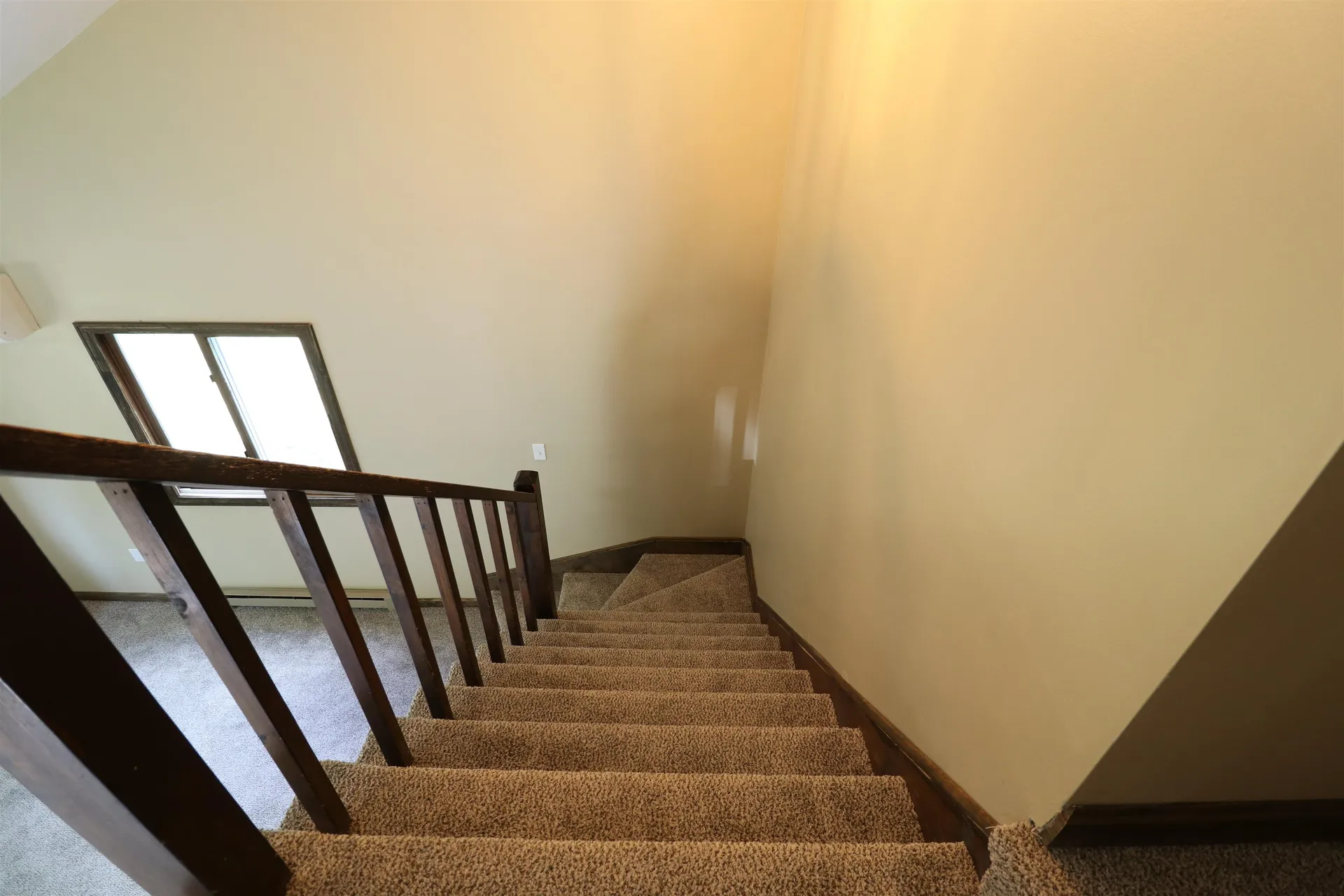 28 Manchester Drive Lebanon NH 03766-2115