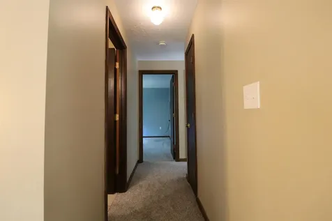 28 Manchester Drive Lebanon NH 03766-2115