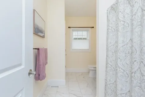 49 Cobblestone Drive Hudson NH 03051