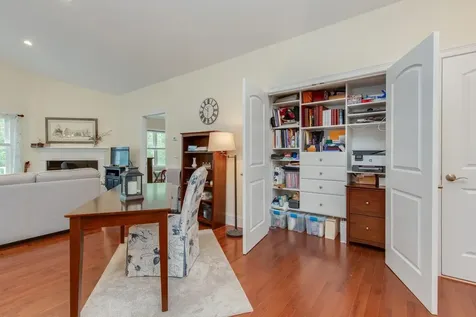 49 Cobblestone Drive Hudson NH 03051