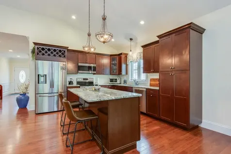 49 Cobblestone Drive Hudson NH 03051