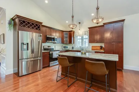 49 Cobblestone Drive Hudson NH 03051