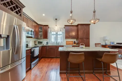 49 Cobblestone Drive Hudson NH 03051