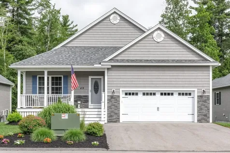 49 Cobblestone Drive Hudson NH 03051