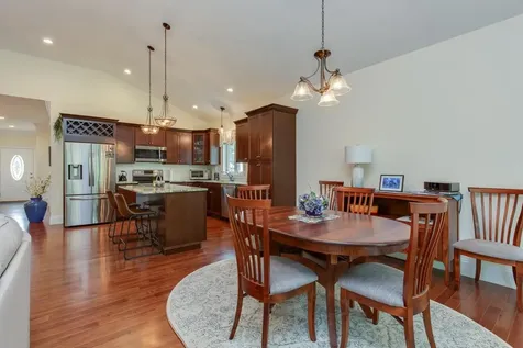 49 Cobblestone Drive Hudson NH 03051