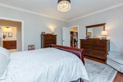 49 Cobblestone Drive Hudson NH 03051