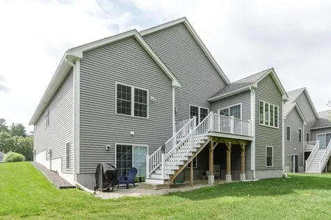 49 Cobblestone Drive Hudson NH 03051