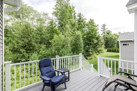 49 Cobblestone Drive Hudson NH 03051