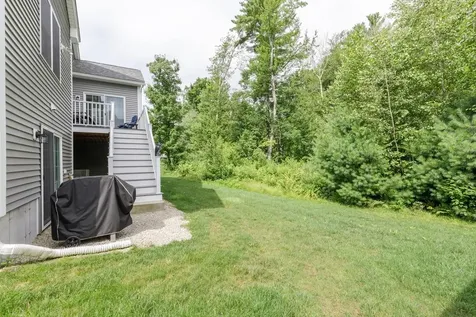 49 Cobblestone Drive Hudson NH 03051