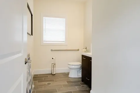 49 Cobblestone Drive Hudson NH 03051